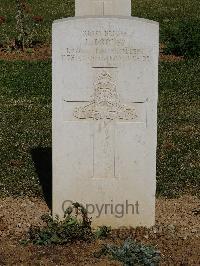 Salonika (Lembet Road) Military Cemetery - Dooley, J